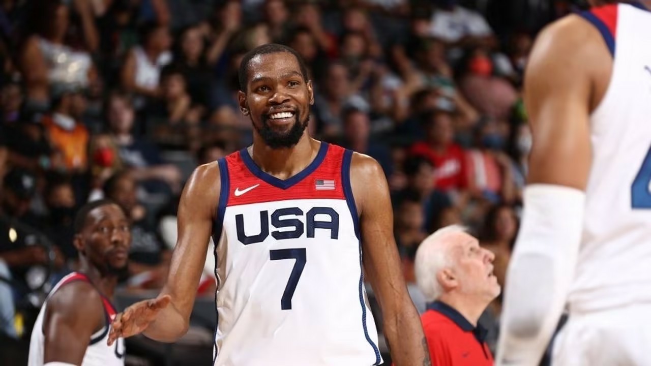 中国九游体育-关于逆转首场表现抢眼清晨纽卡斯尔调整名单以备足总杯，网友：杜兰特在塞尔维亚队比赛中战术调整的信息